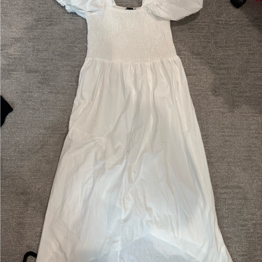 The cutest white summer midi dress